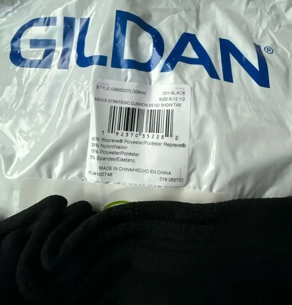 6 pair of Gildan Men's Strategic Cushion No Show Tab Socks